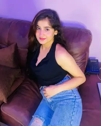 Call Girls English Bazar Cash On Delivery